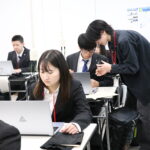 情報ビジネス学科１年生☆ワクワクしてます！